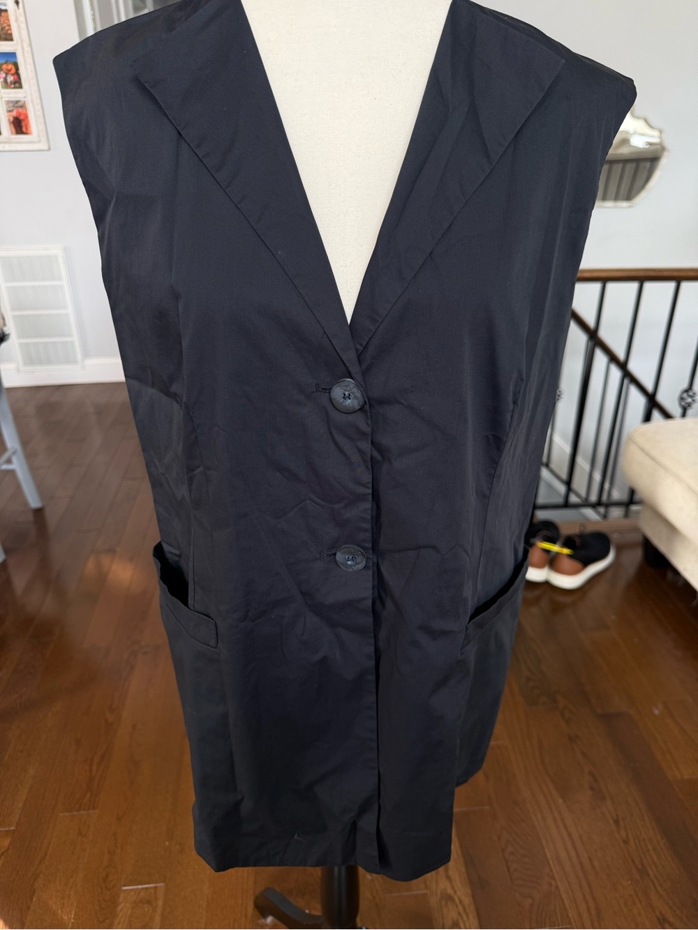 Foemina Sleeveless Black Long Vest with Pockets Size 12 #Luxury